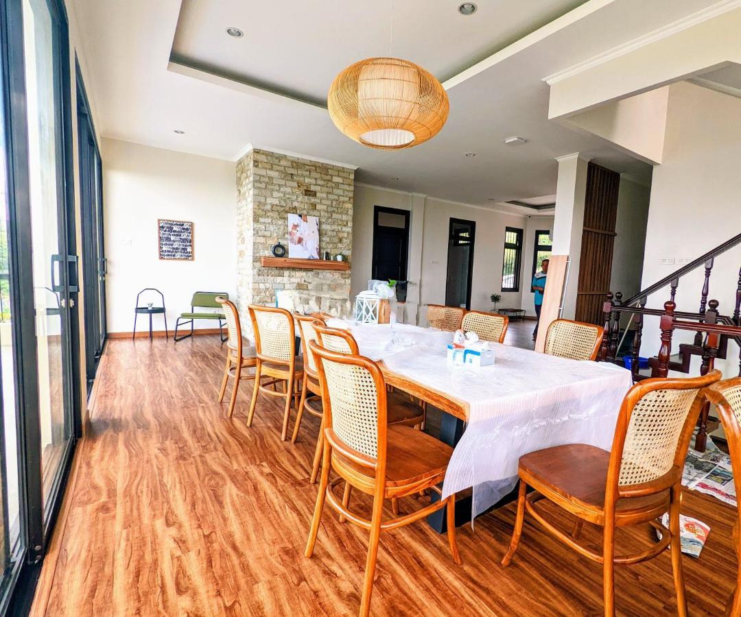 Cottonwood Exclusive Villa @Lembang Asri - Jacuzzi Playground Netflix Billyard 外观 照片